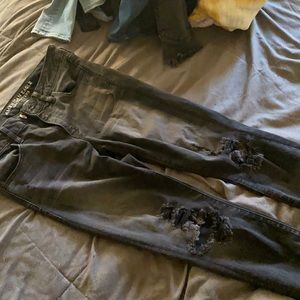 Black American eagle ripped jeans